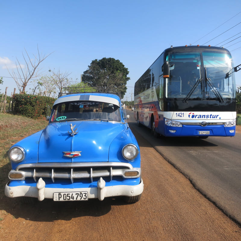 Cuba Travel Corporation vehículos